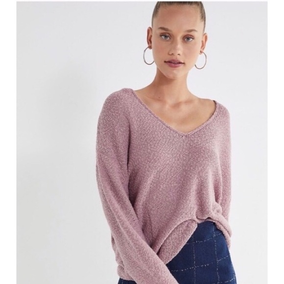 Urban Outfitters Pink V-neck Sweater - Picture 2 of 8